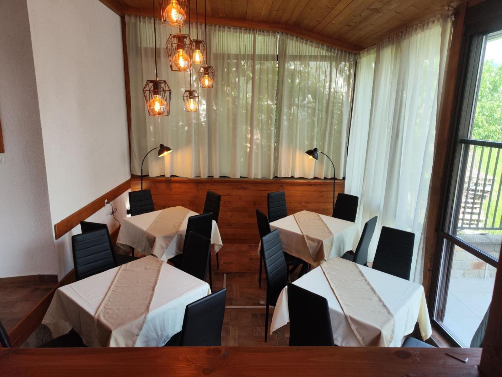 Twin House Hotel Ognyanovo  Bagian luar foto
