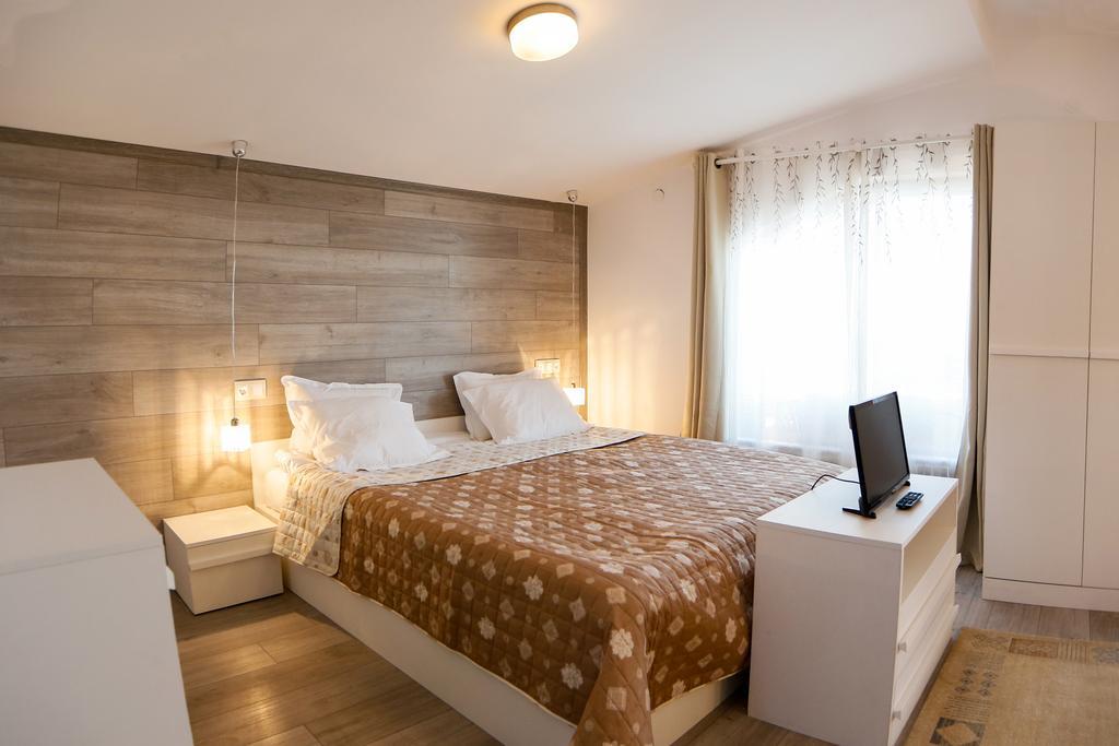 Twin House Hotel Ognyanovo  Bagian luar foto