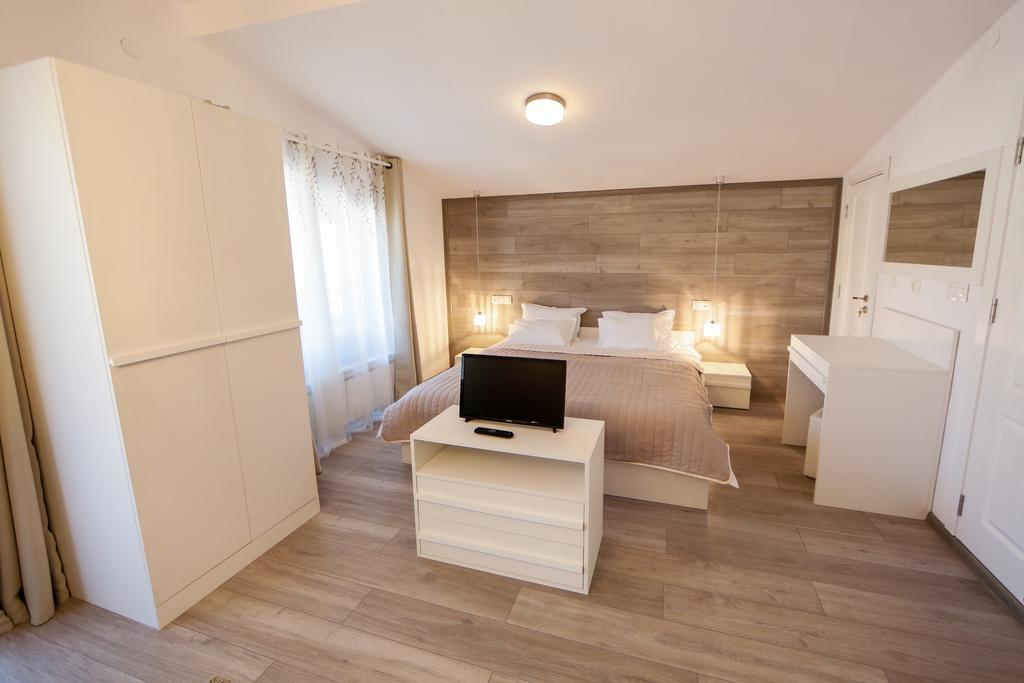 Twin House Hotel Ognyanovo  Bagian luar foto