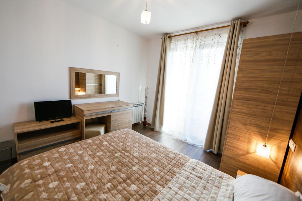 Twin House Hotel Ognyanovo  Bagian luar foto