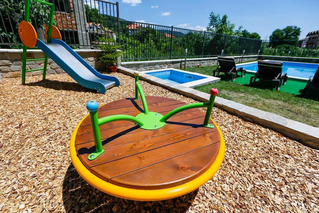 Twin House Hotel Ognyanovo  Bagian luar foto